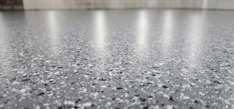 Fast-curing seamless MMA flooring combining durability, hygiene and chemical resistance.