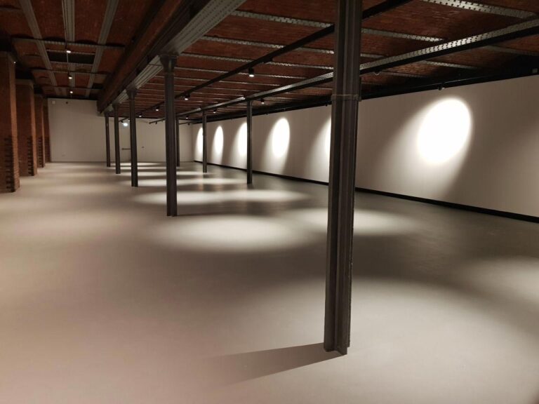 Durable epoxy resin systems providing hygienic, hard-wearing and seamless surfaces.